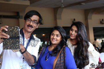 Celebs at Nadigar Sangam Lebaras Natchathira Cricket Match